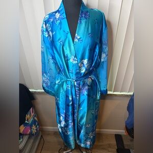 Delicates Vintage Turquoise Floral Belted Long Night Robe  Size Medium